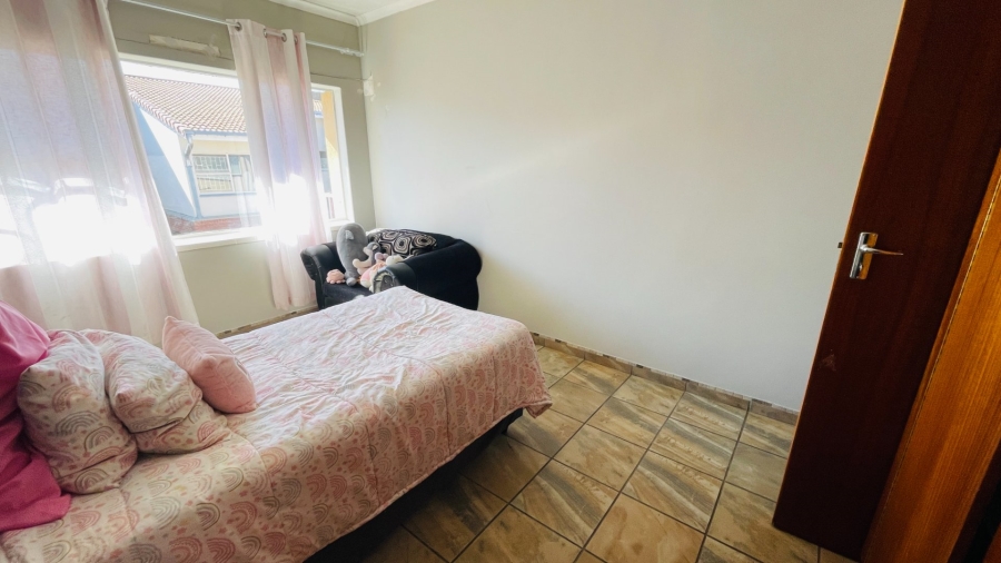 2 Bedroom Property for Sale in Potchefstroom South North West